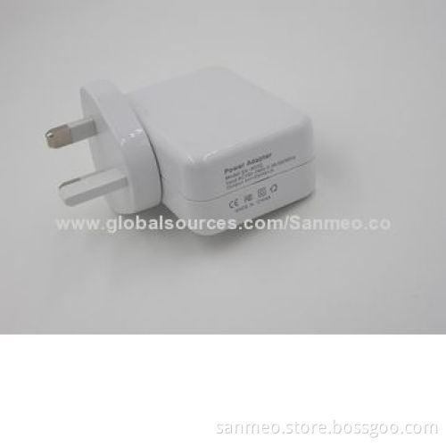 4 USB port power adapter, charge various digital devices, high speed, intelligent chargingNew